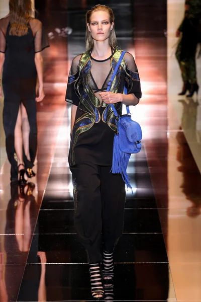 Look 34